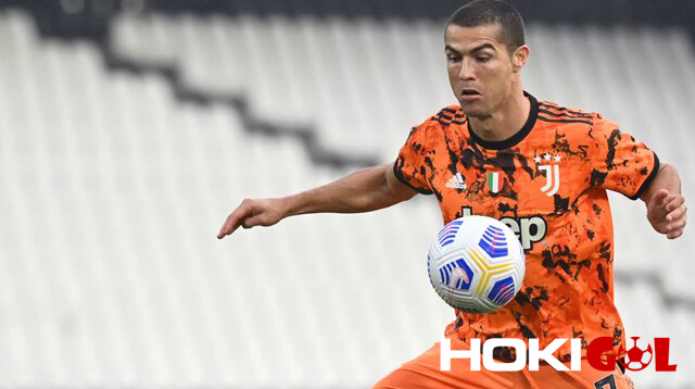 Dirumorkan ke PSG, Deschamps Yakin Ronaldo Tetap Bertahan